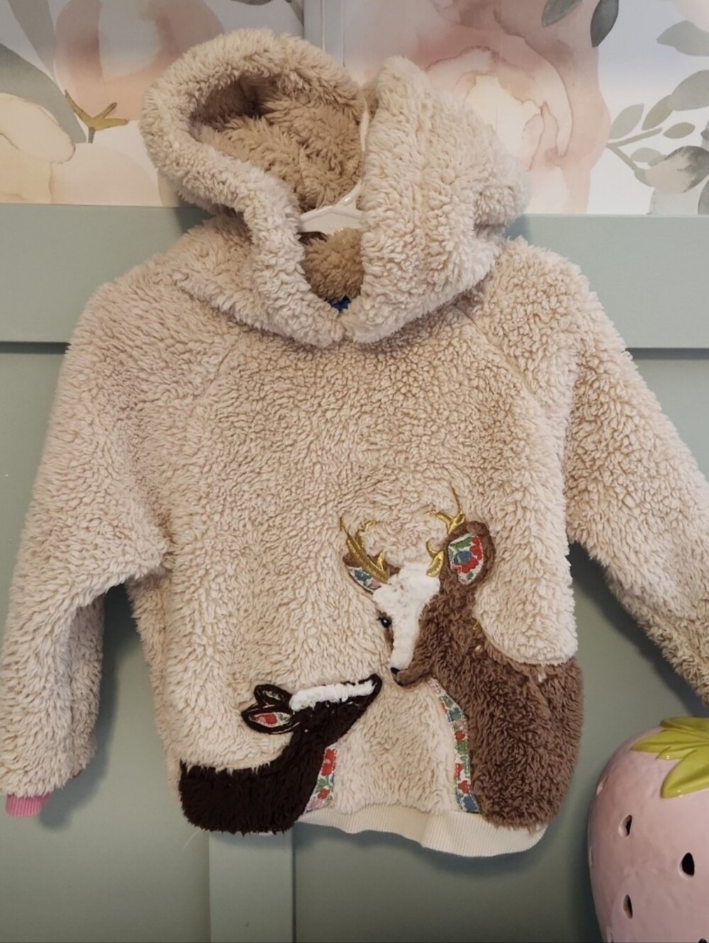 Mini Boden Cream Sherpa Hoodie with Reindeer  Applique 3/4 3t 4t Christmas